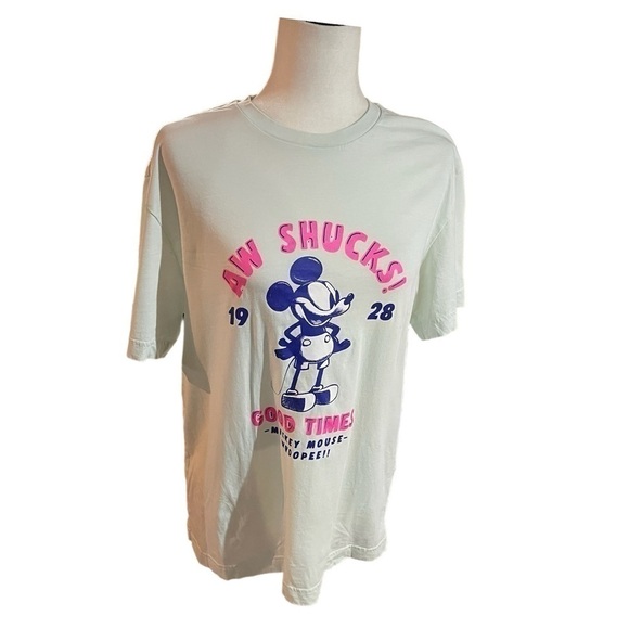 Disney H&M Mickey Mouse Mint Green Regular Fit Crew Neck Pullover TShirt Size M - Picture 1 of 11